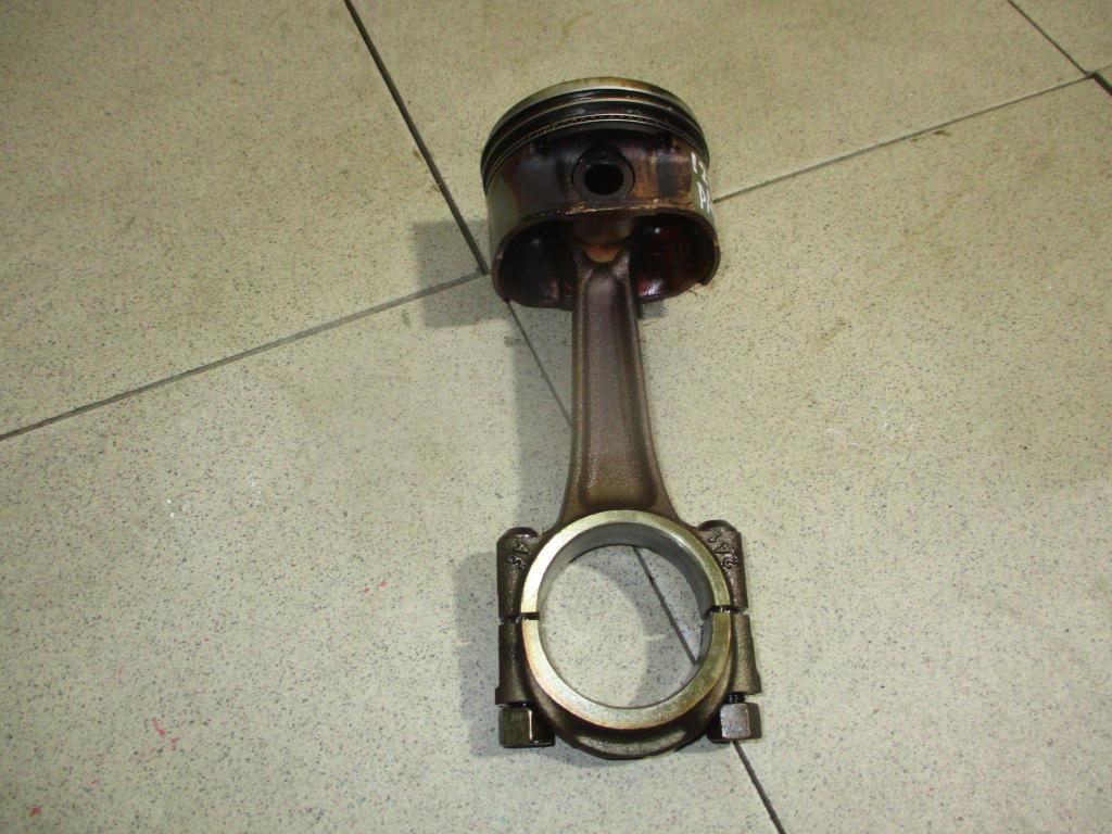 Поршень с шатуном, 3000 рублей, Пермь