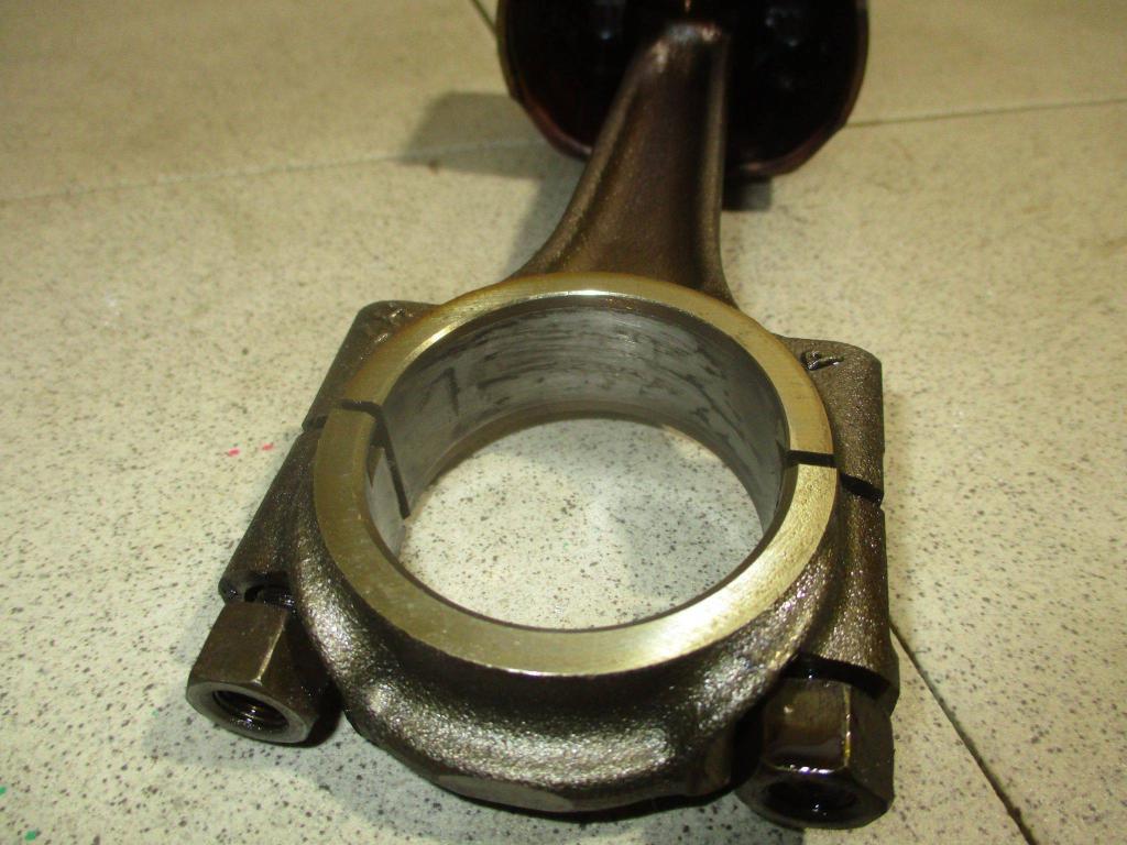 Поршень с шатуном, 3000 рублей, Пермь