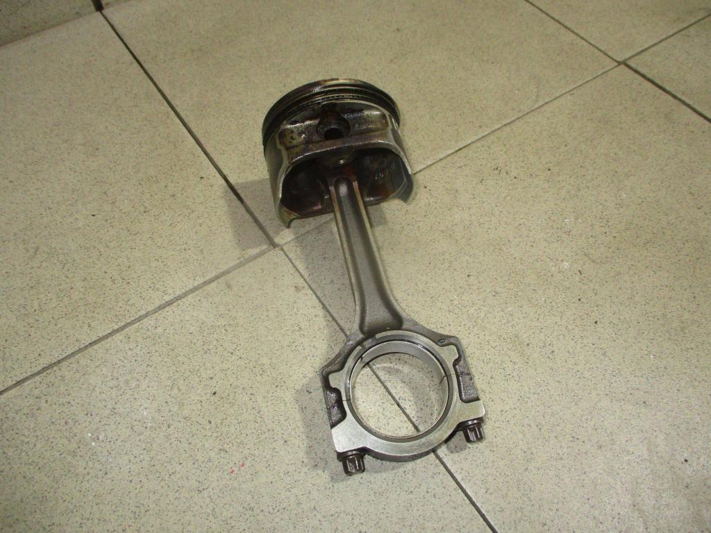 Поршень с шатуном, 2600 рублей, Пермь