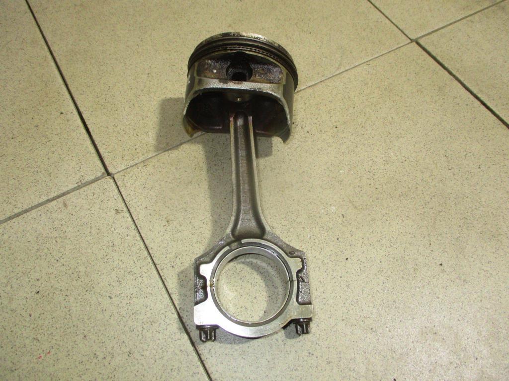 Поршень с шатуном, 2600 рублей, Пермь