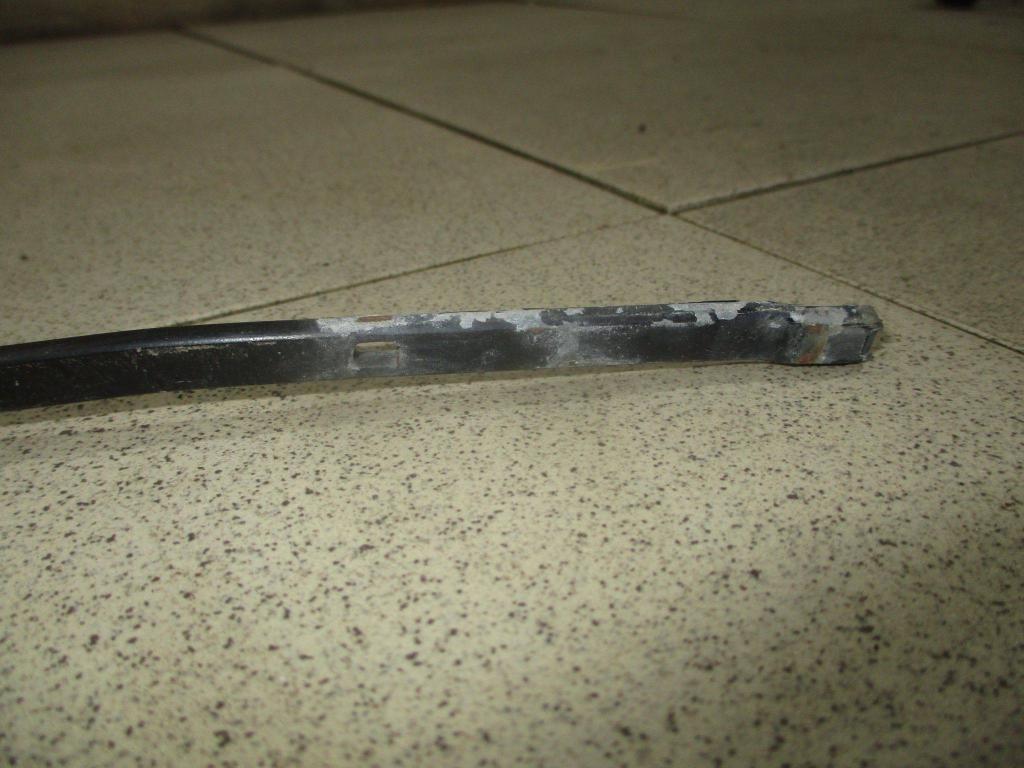 Поводок стеклоочистителя передний правый, 700 рублей, Пермь