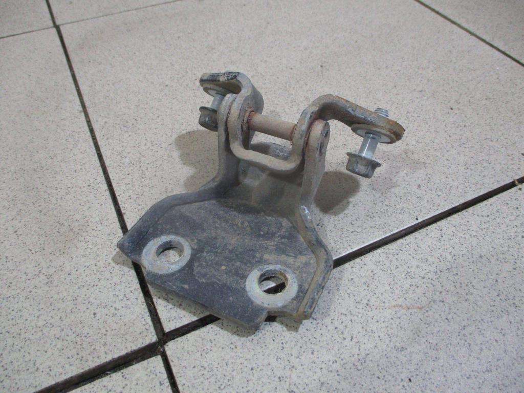 Петля двери передней, 500 рублей, Пермь