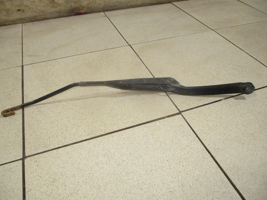 Поводок стеклоочистителя передний левый, 500 рублей, Пермь