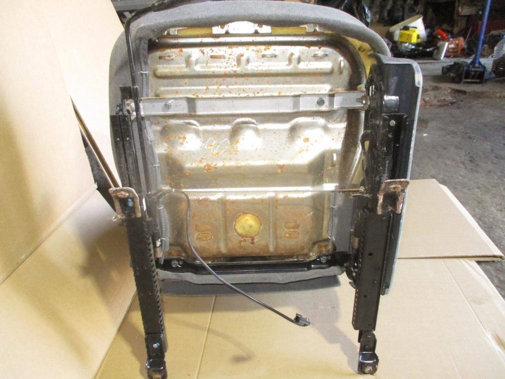 Сиденье переднее левое, 4000 рублей, Пермь