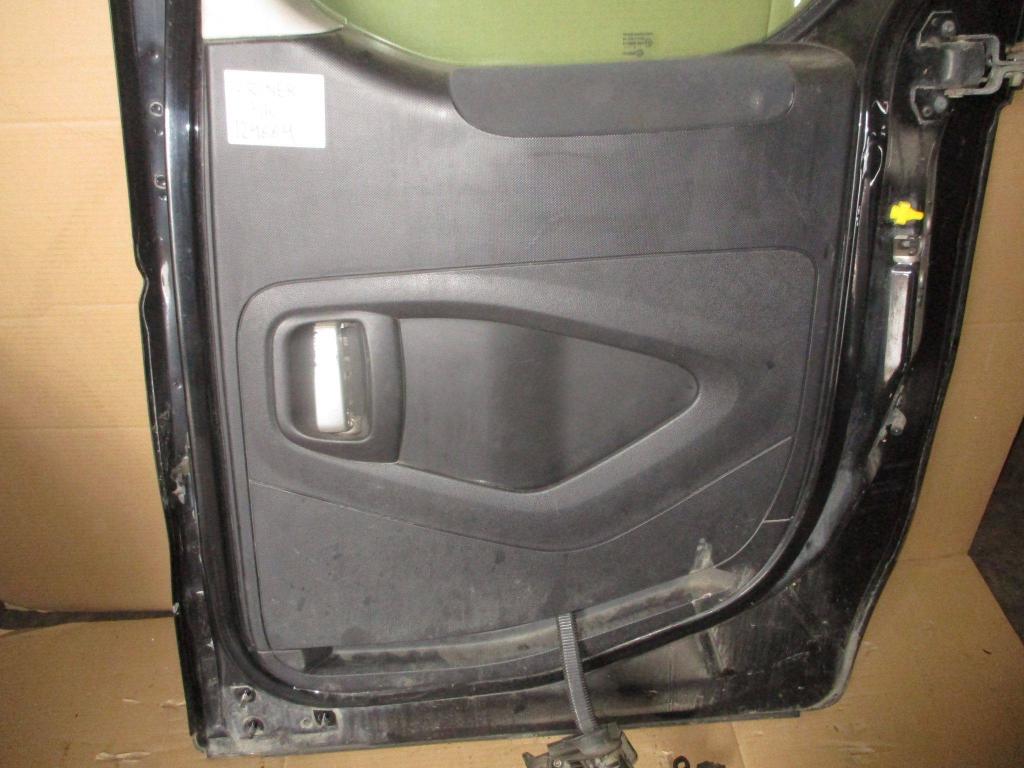 Обшивка двери задней правой, 1000 рублей, Пермь