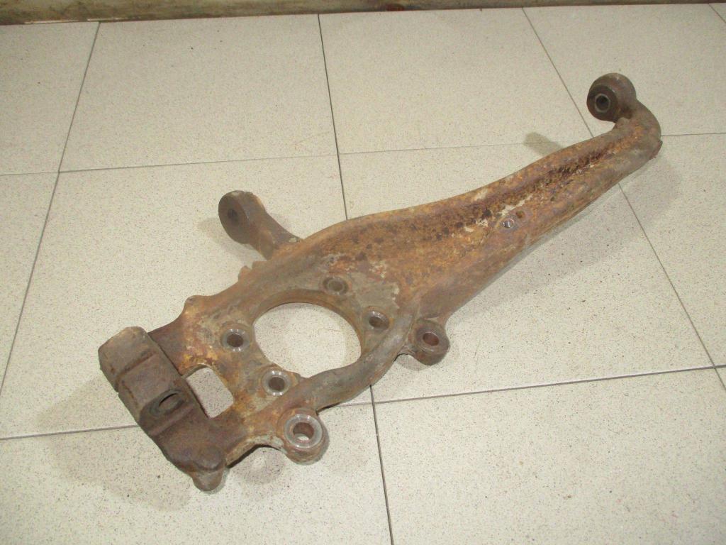 Кулак поворотный передний правый, 3000 рублей, Пермь