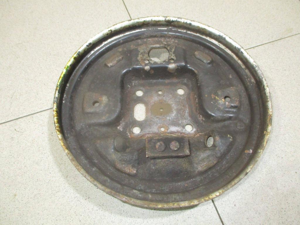 Щит опорный задний правый, 1000 рублей, Пермь