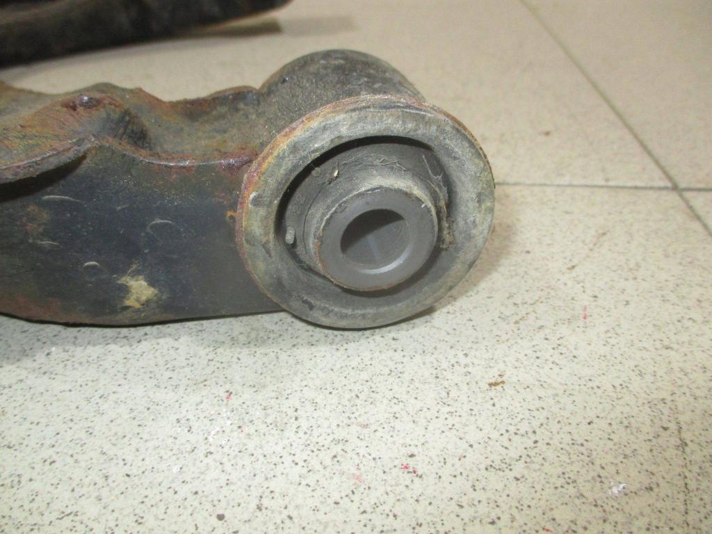 Рычаг передний верхний правый, 1000 рублей, Пермь