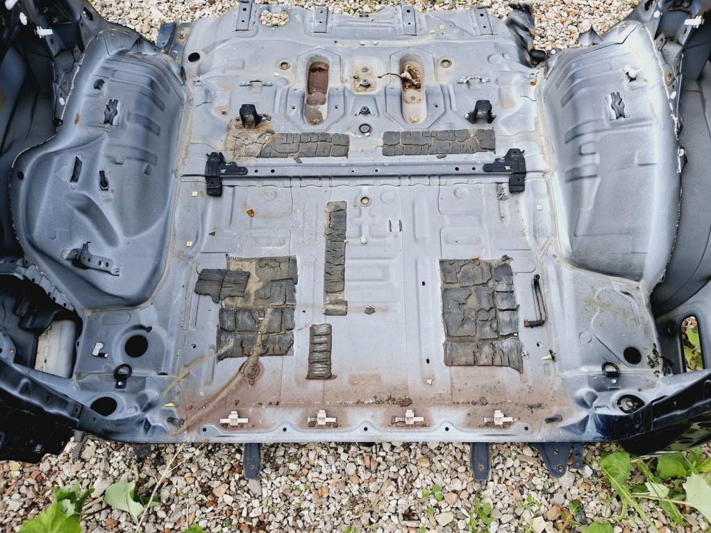 Панель задняя, 135000 рублей, Пермь