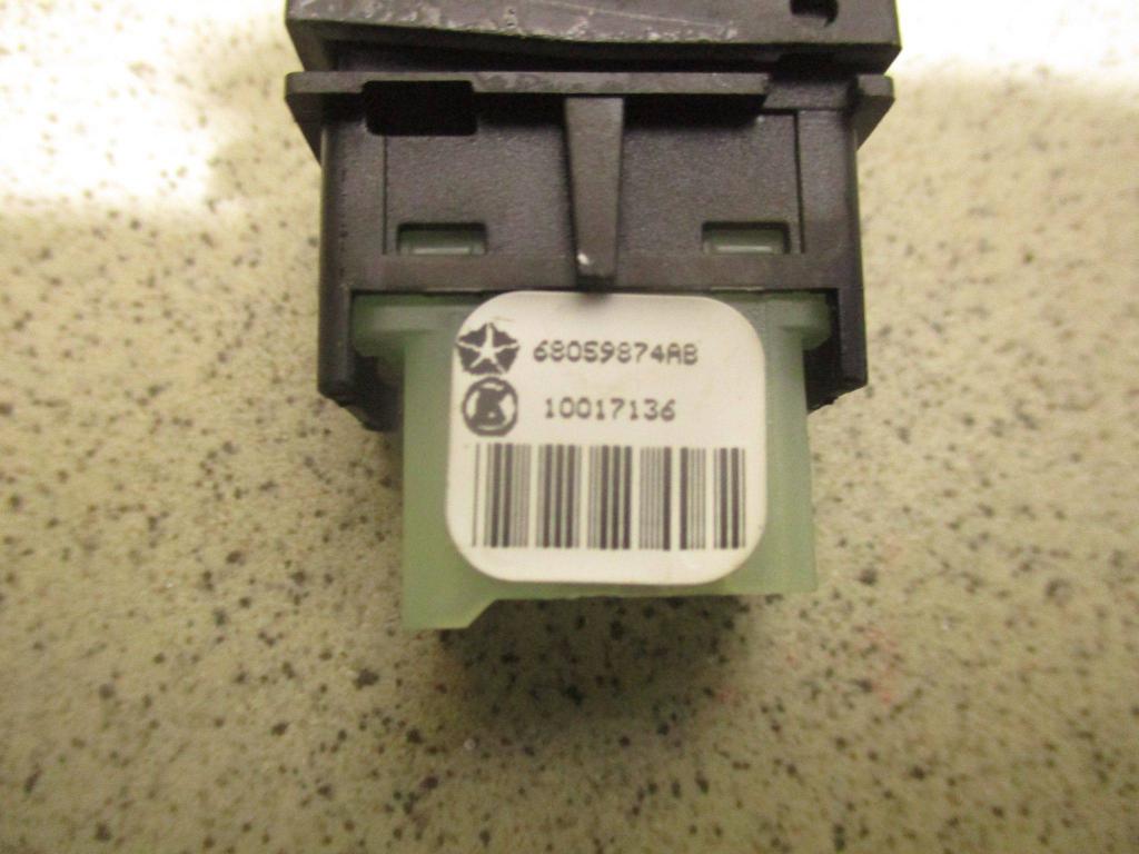 Кнопка обогрева сидений, 1000 рублей, Пермь