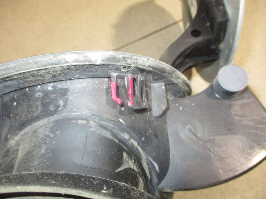 Лючок бензобака, 1500 рублей, Пермь