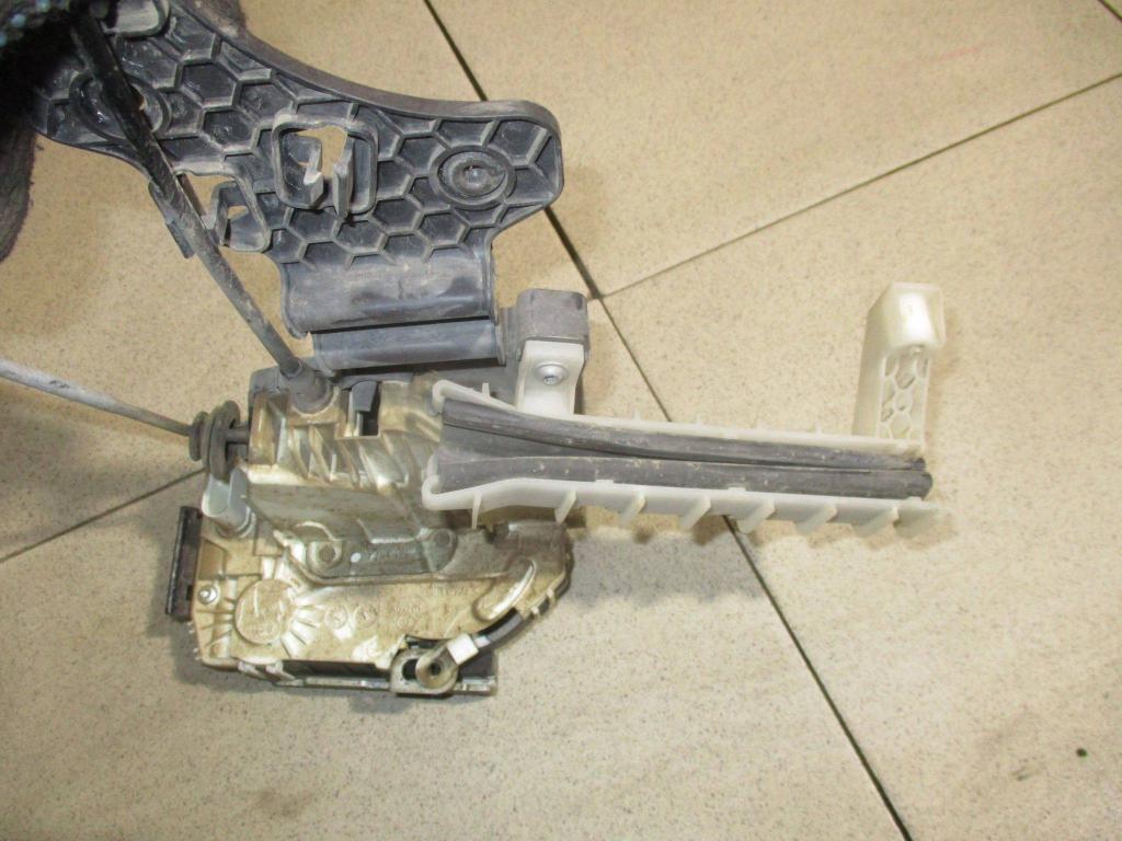 Замок двери задней правой, 2000 рублей, Пермь