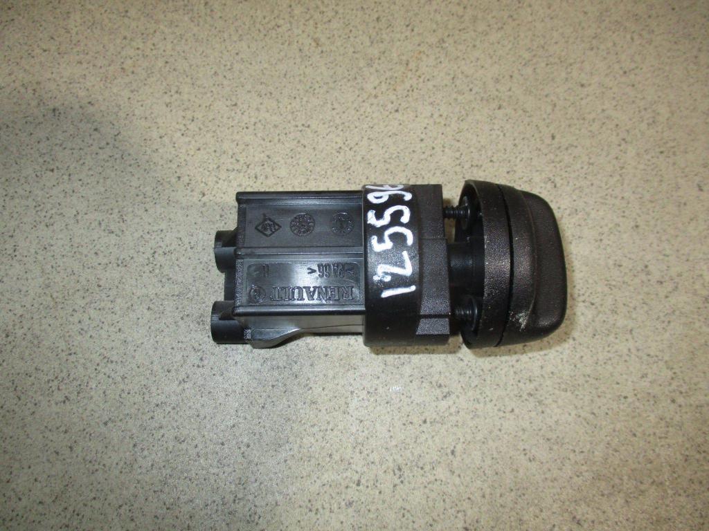 Ручка корректора фар, 500 рублей, Пермь