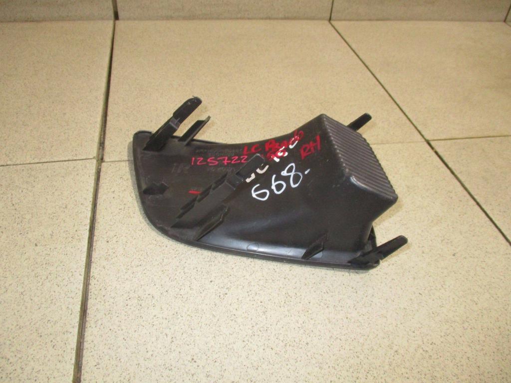 Заглушка в бампер правая, 2000 рублей, Пермь