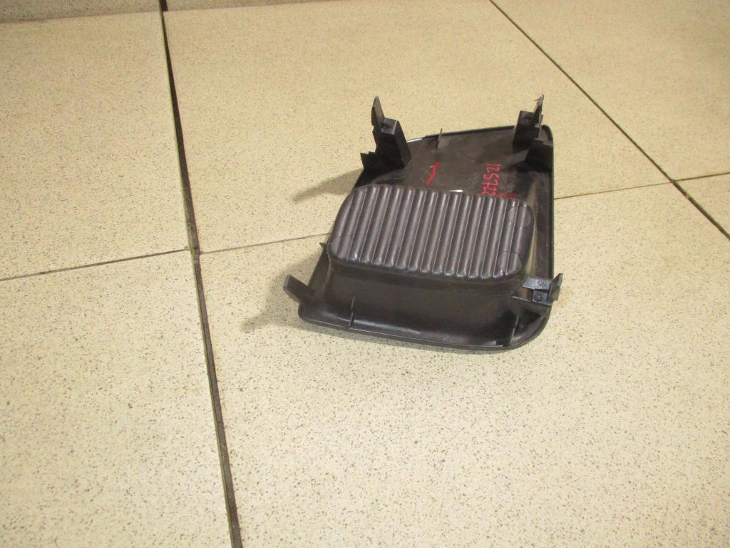 Заглушка в бампер правая, 2000 рублей, Пермь