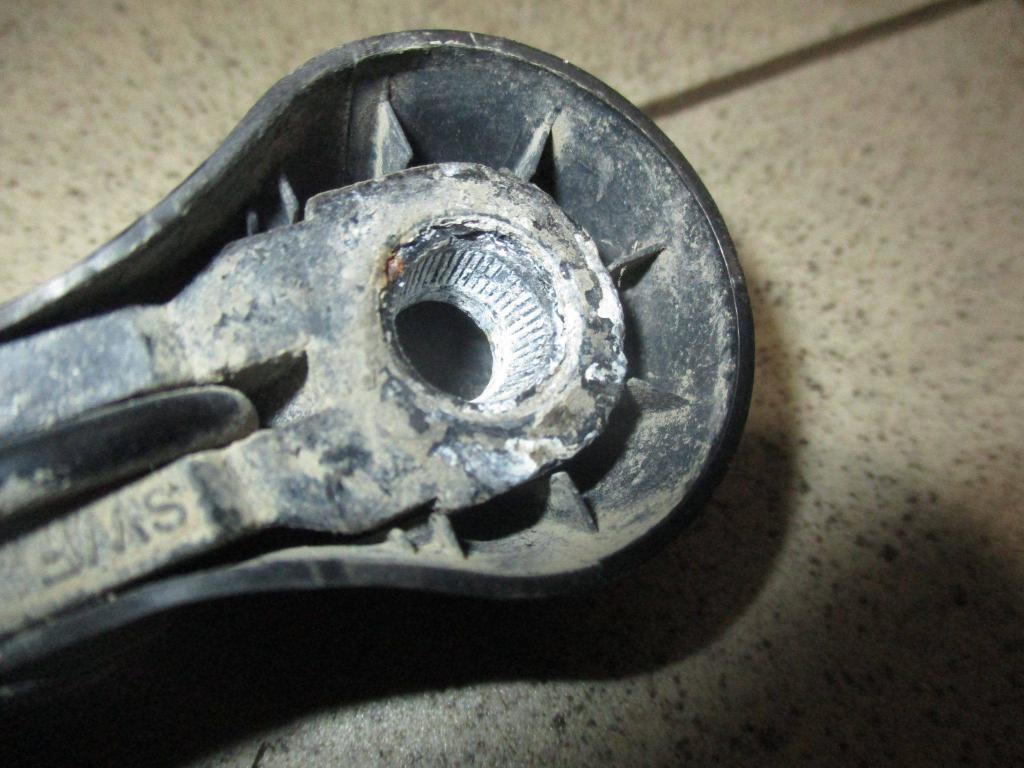 Поводок стеклоочистителя заднего, 550 рублей, Пермь