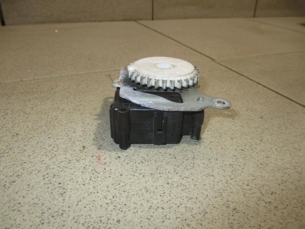 Моторчик заслонки печки, 1000 рублей, Пермь