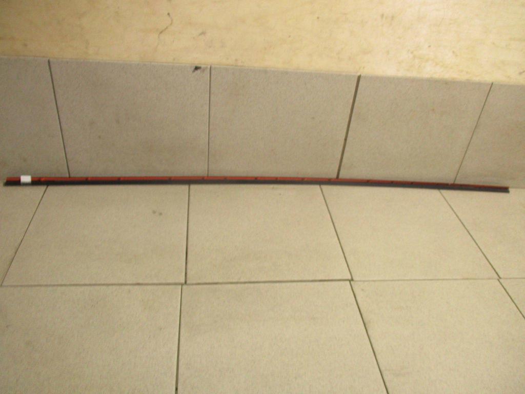 Молдинг лобового стекла, 2000 рублей, Пермь