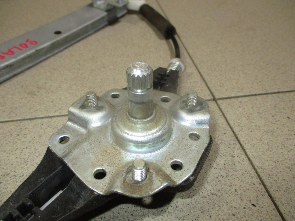 Стеклоподъемник механический задний левый, 550 рублей, Пермь