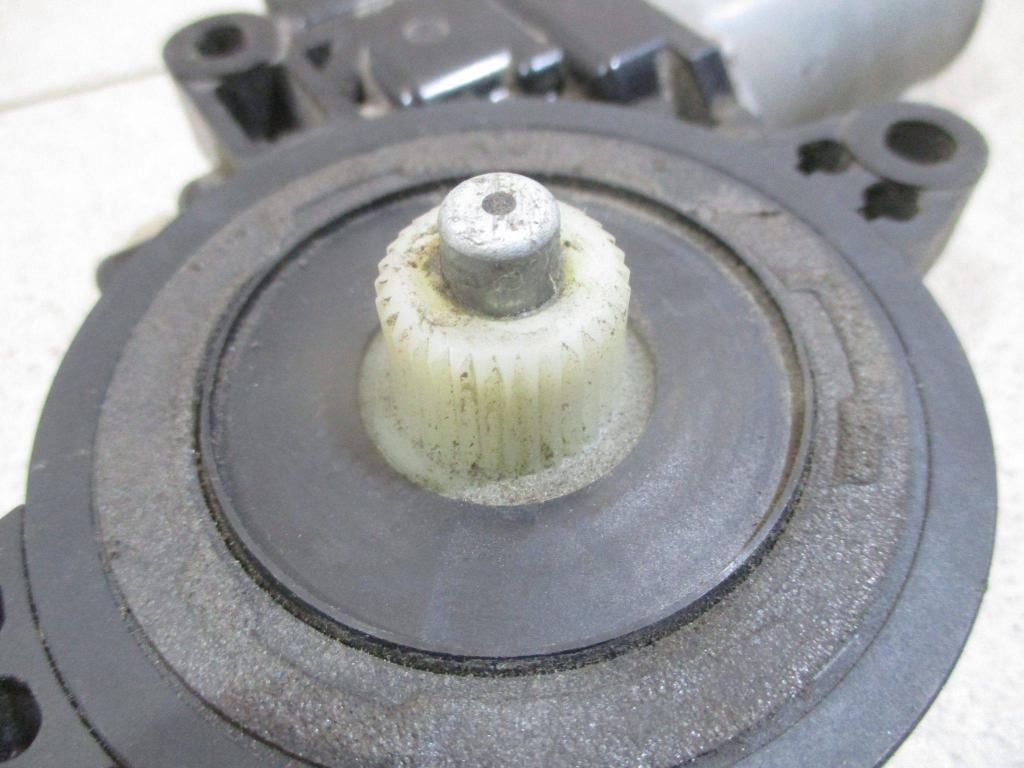 Моторчик стеклоподъемника, 2000 рублей, Пермь