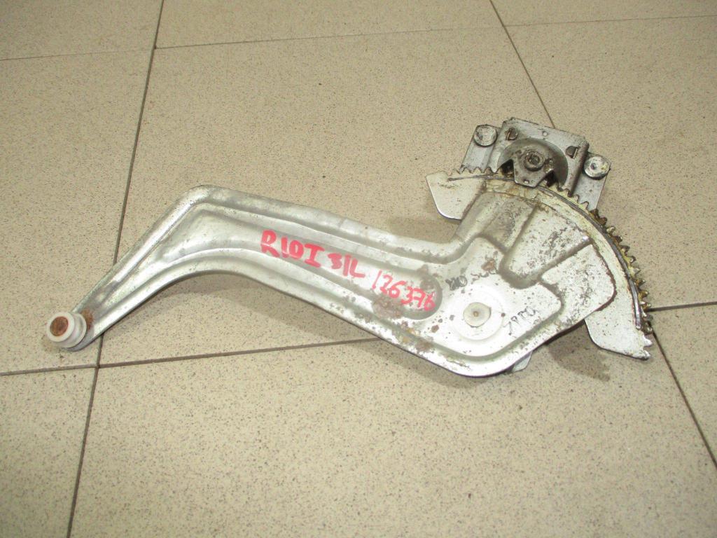 Стеклоподъемник механический задний левый, 500 рублей, Пермь