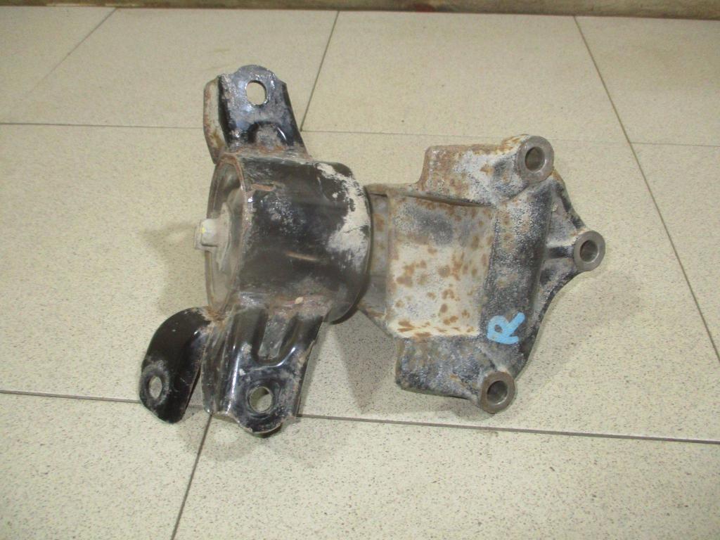 Опора двигателя левая, 1500 рублей, Пермь