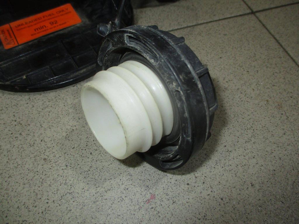 Лючок бензобака, 1000 рублей, Пермь