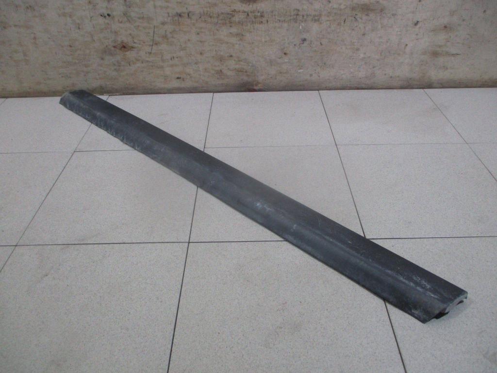 Молдинг передней правой двери, 800 рублей, Пермь