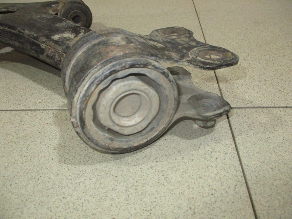 Рычаг передний правый, 2000 рублей, Пермь