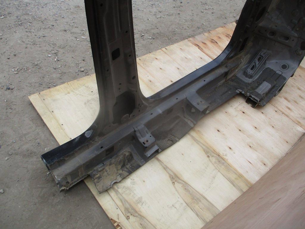 Порог со стойкой левый, 9000 рублей, Пермь