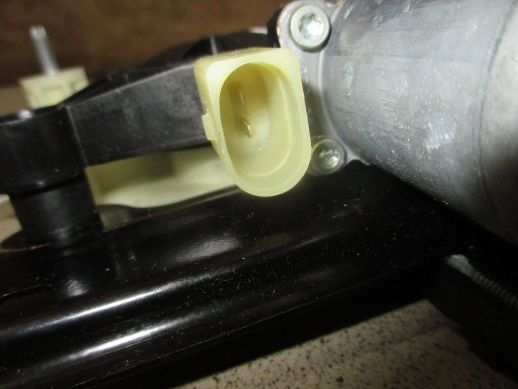 Стеклоподъемник передний правый, 7000 рублей, Пермь