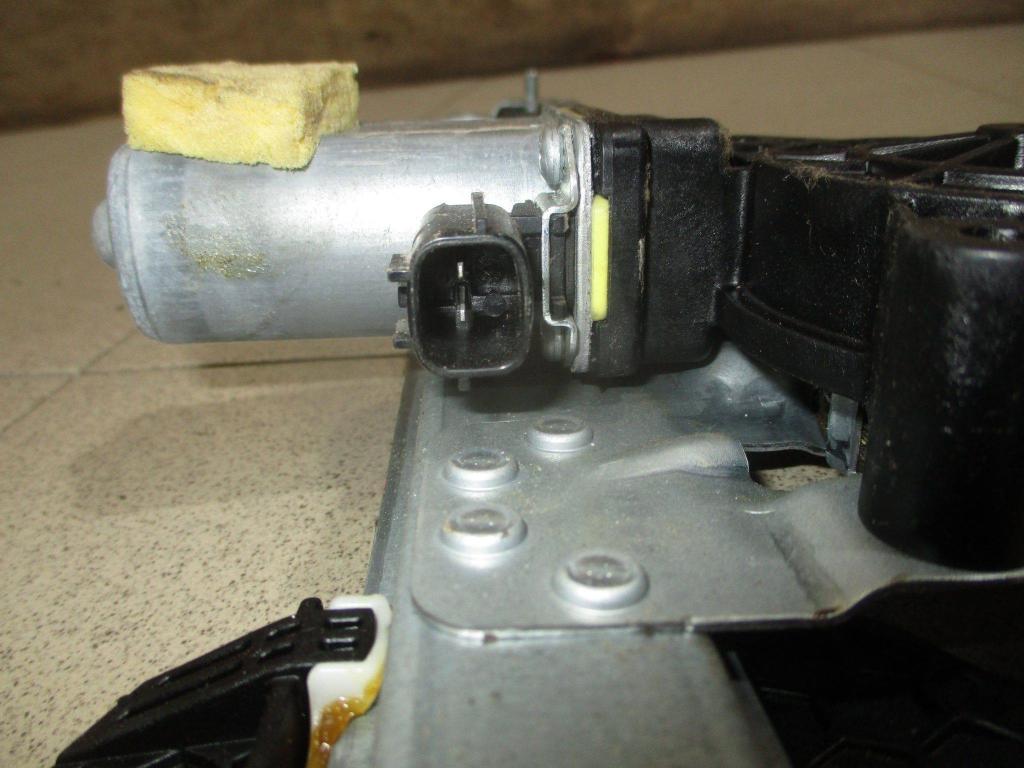 Стеклоподъемник задний левый, 2000 рублей, Пермь