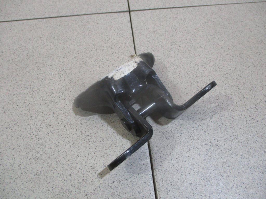 Петля двери передней правой нижняя, 2500 рублей, Пермь