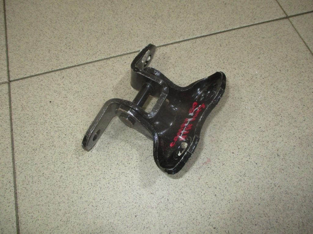 Петля двери передней правой нижняя, 2500 рублей, Пермь