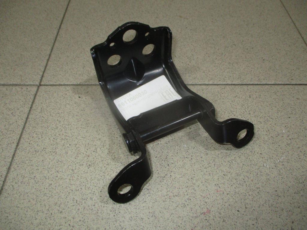 Петля двери багажника нижняя, 4000 рублей, Пермь