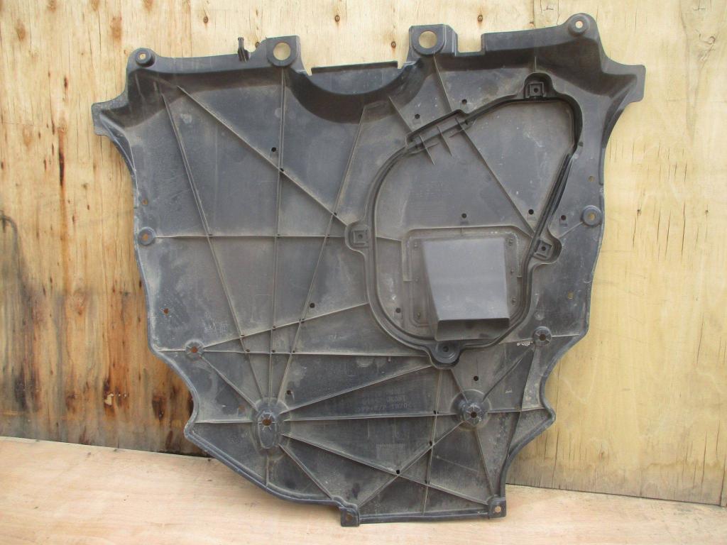 Пыльник двигателя центральный, 3500 рублей, Пермь