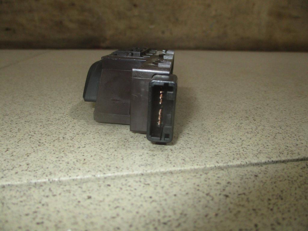 Кнопка регулировки сиденья, 4000 рублей, Пермь