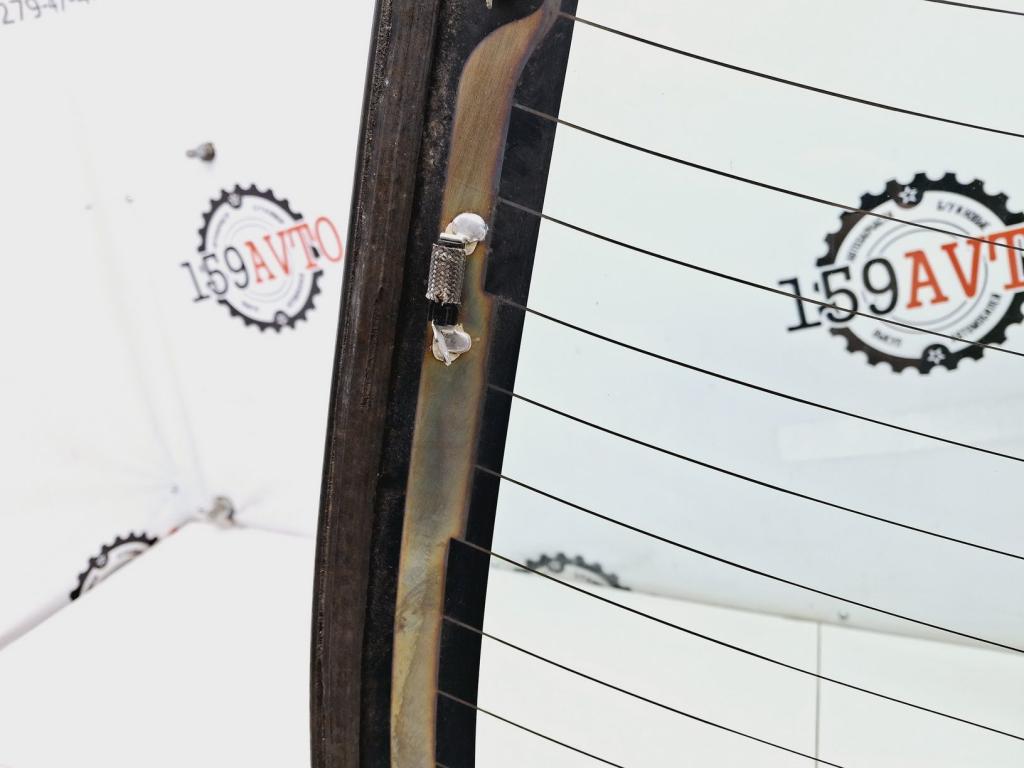 Стекло заднее, 15000 рублей, Пермь