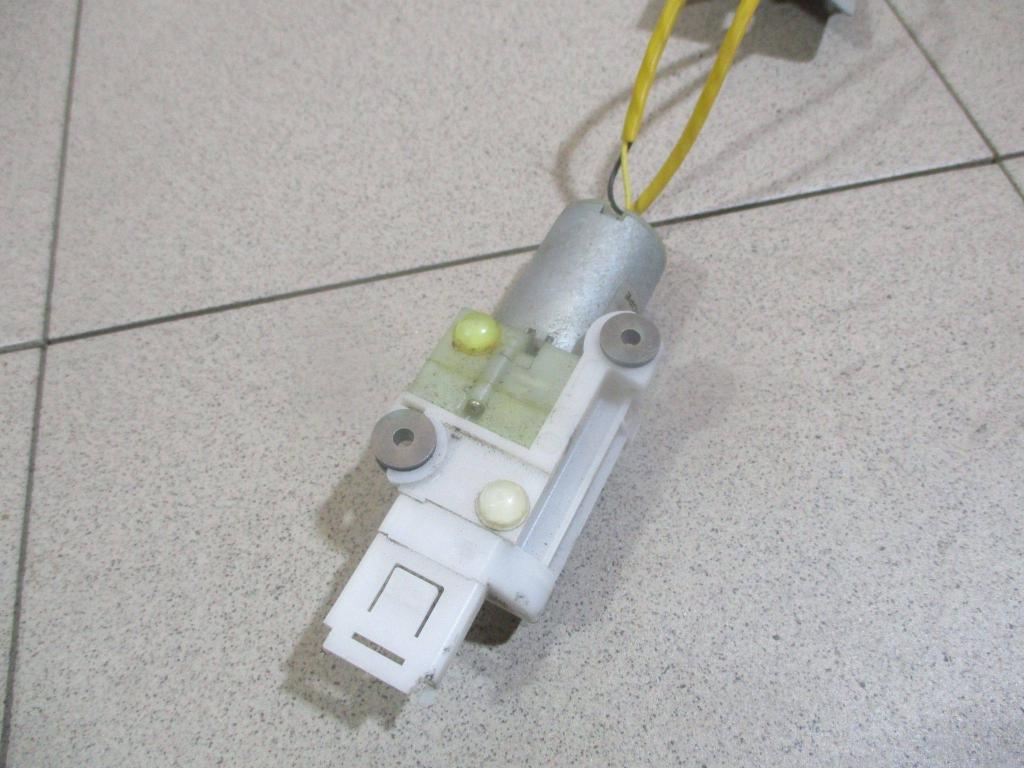 Моторчик ремня безопасности, 700 рублей, Пермь