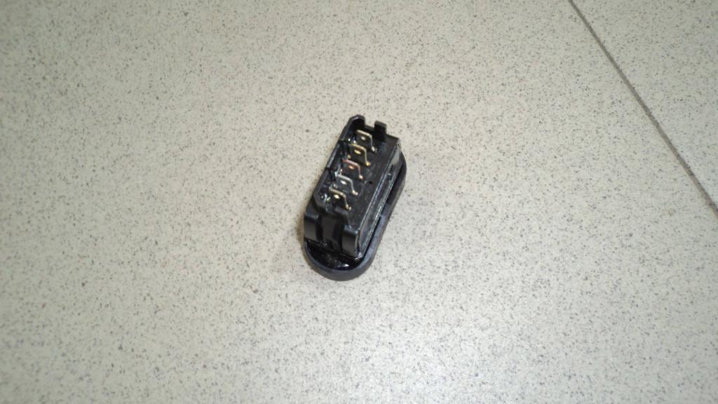 Кнопка стеклоподъемника, 500 рублей, Пермь