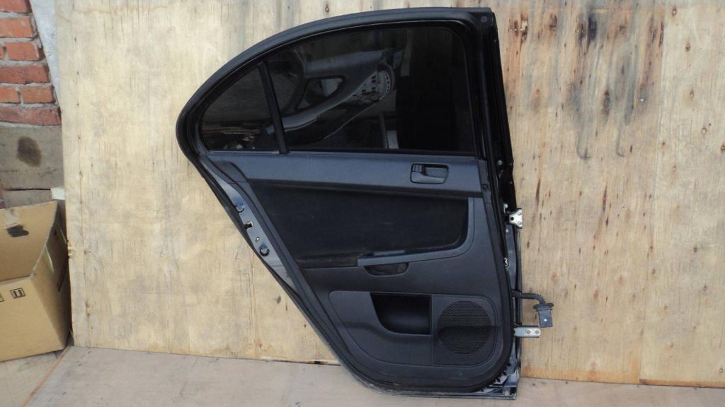 Обшивка двери задней левой, 1000 рублей, Пермь