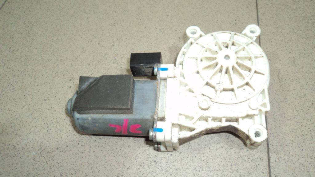 Моторчик стеклоподъемника, 2000 рублей, Пермь