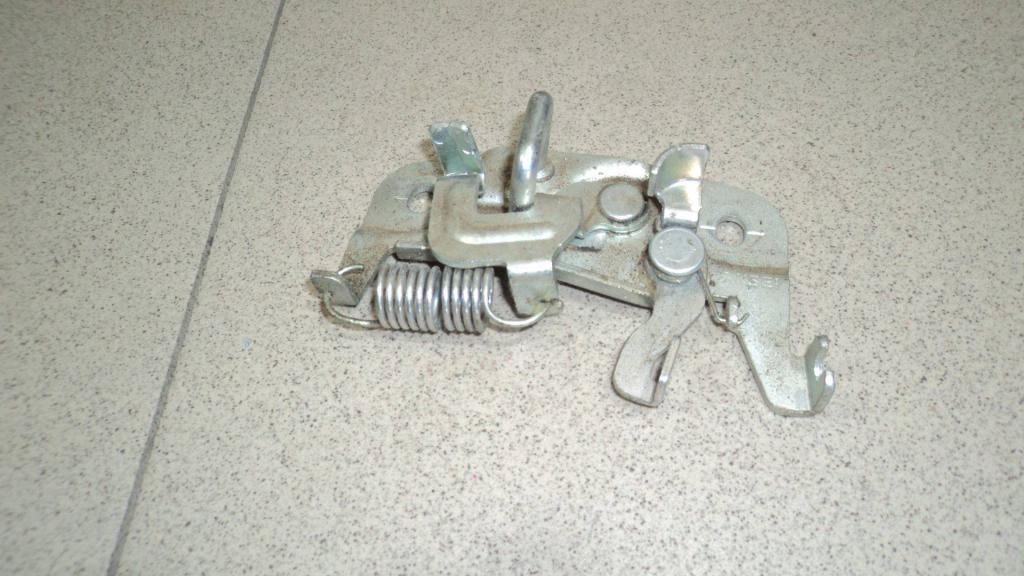 Ответная часть замка багажника, 500 рублей, Пермь