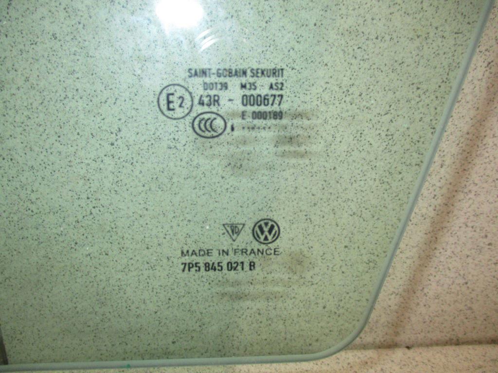 Стекло двери передней левой, 15000 рублей, Пермь