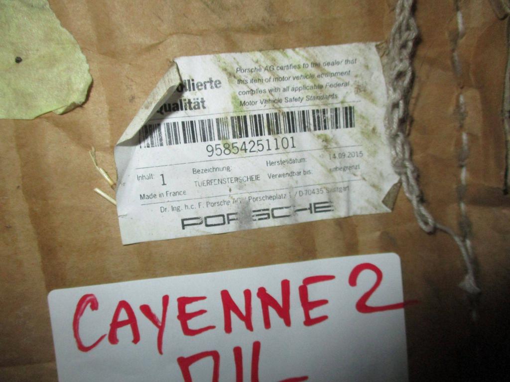 Стекло двери передней левой, 15000 рублей, Пермь