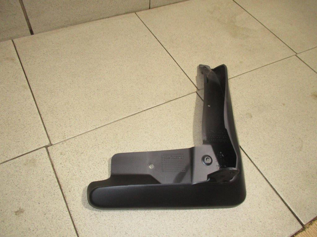 Брызговик передний правый, 2500 рублей, Пермь