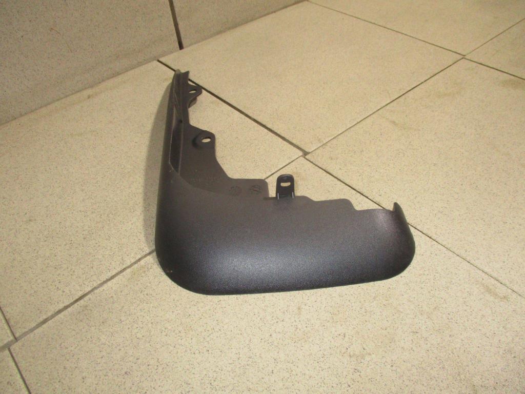 Брызговик передний левый, 4000 рублей, Пермь