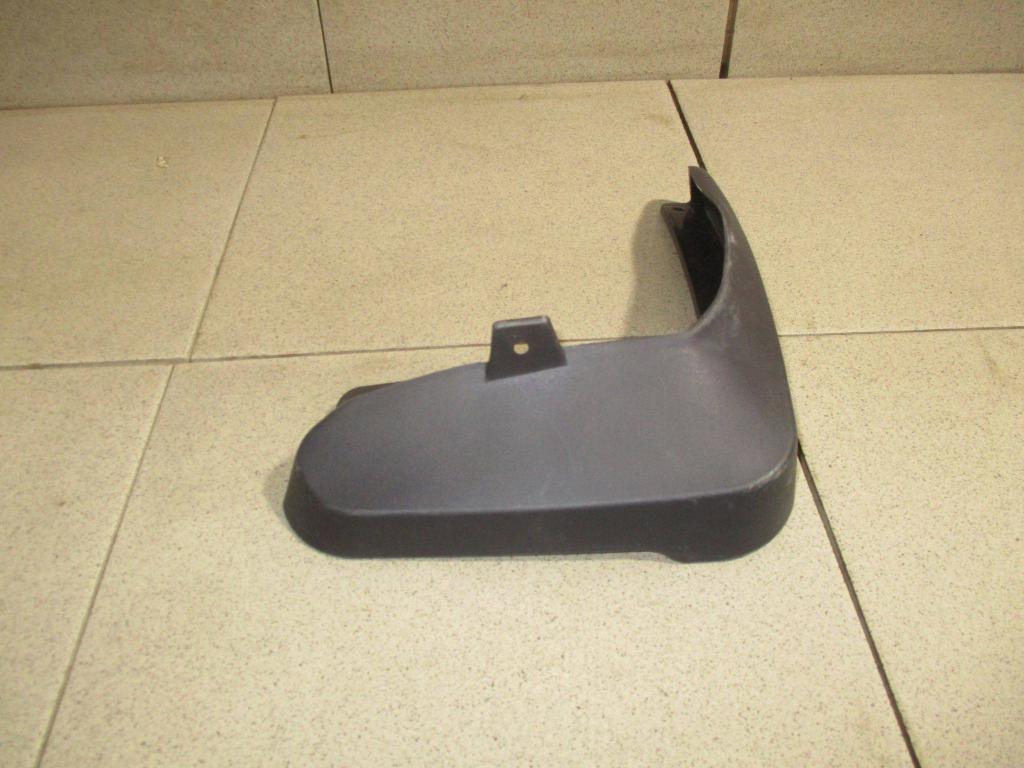 Брызговик передний правый, 2000 рублей, Пермь