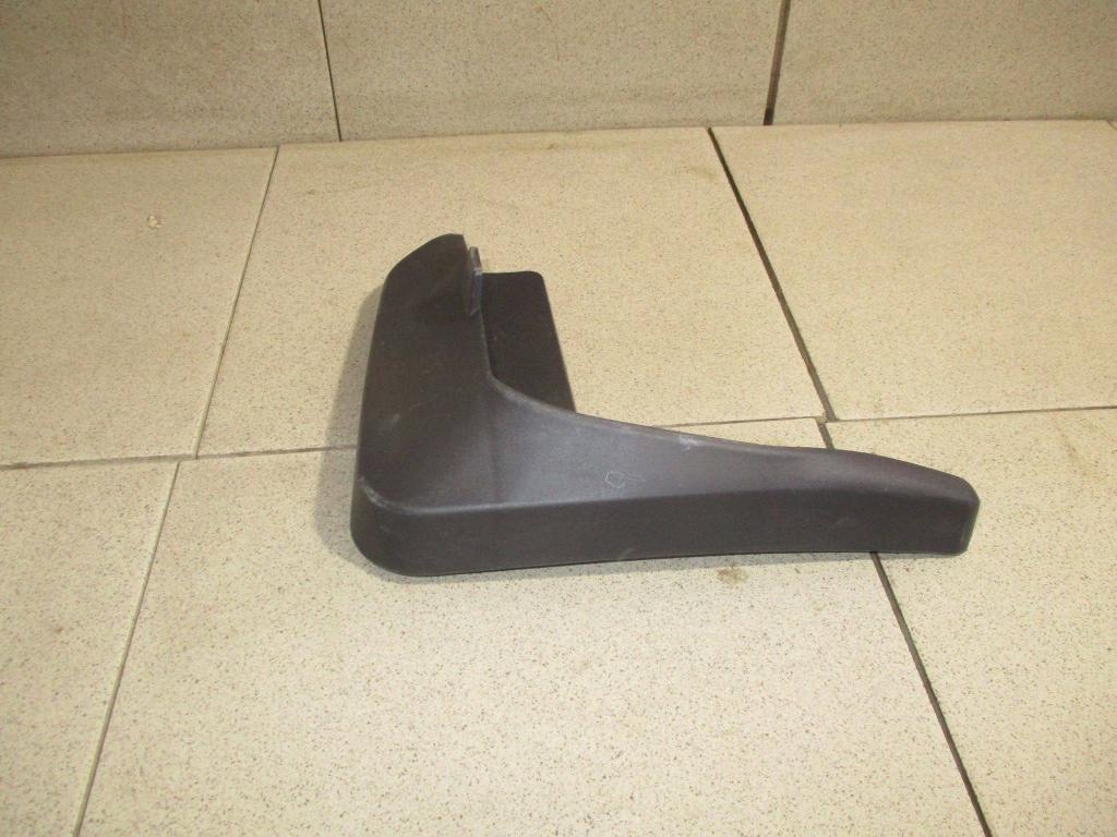 Брызговик передний правый, 2000 рублей, Пермь