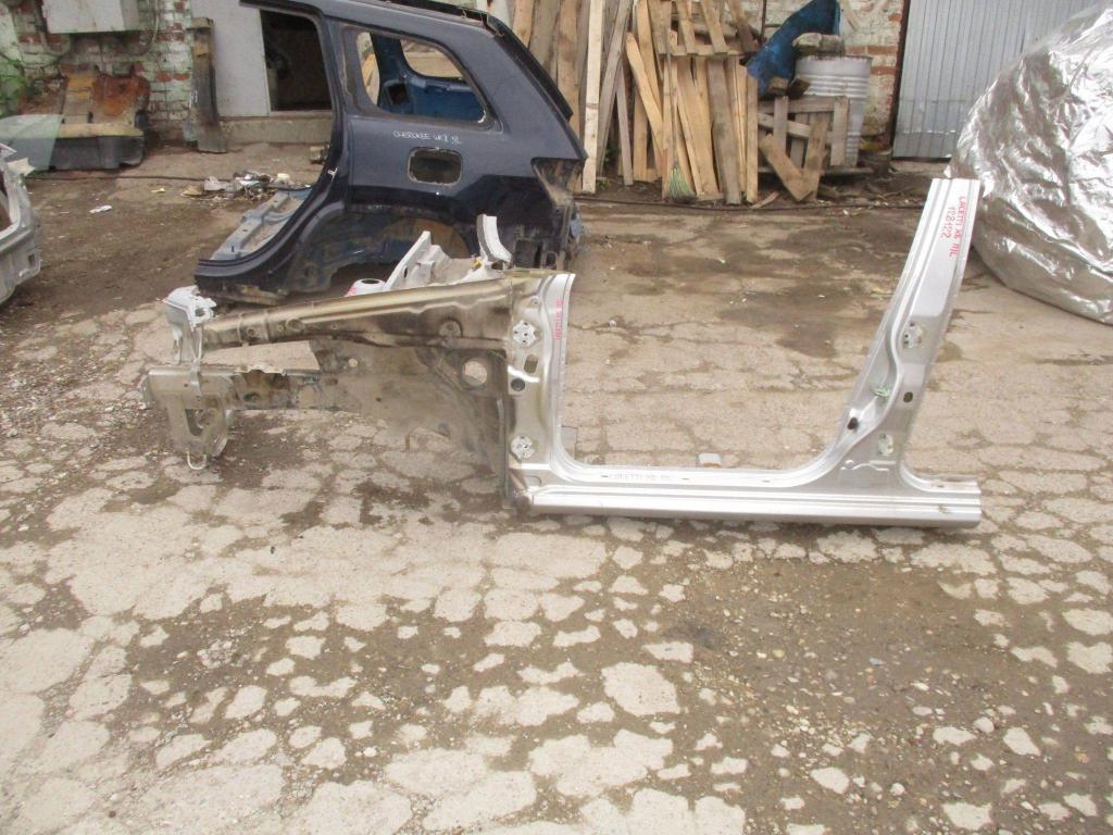 Порог со стойкой левый, 7000 рублей, Пермь